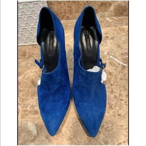 Suede Heels, super cute and stylish Royal pump
